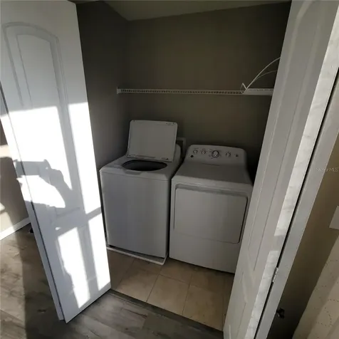 5160 Conroy Road Orlando FL 32811