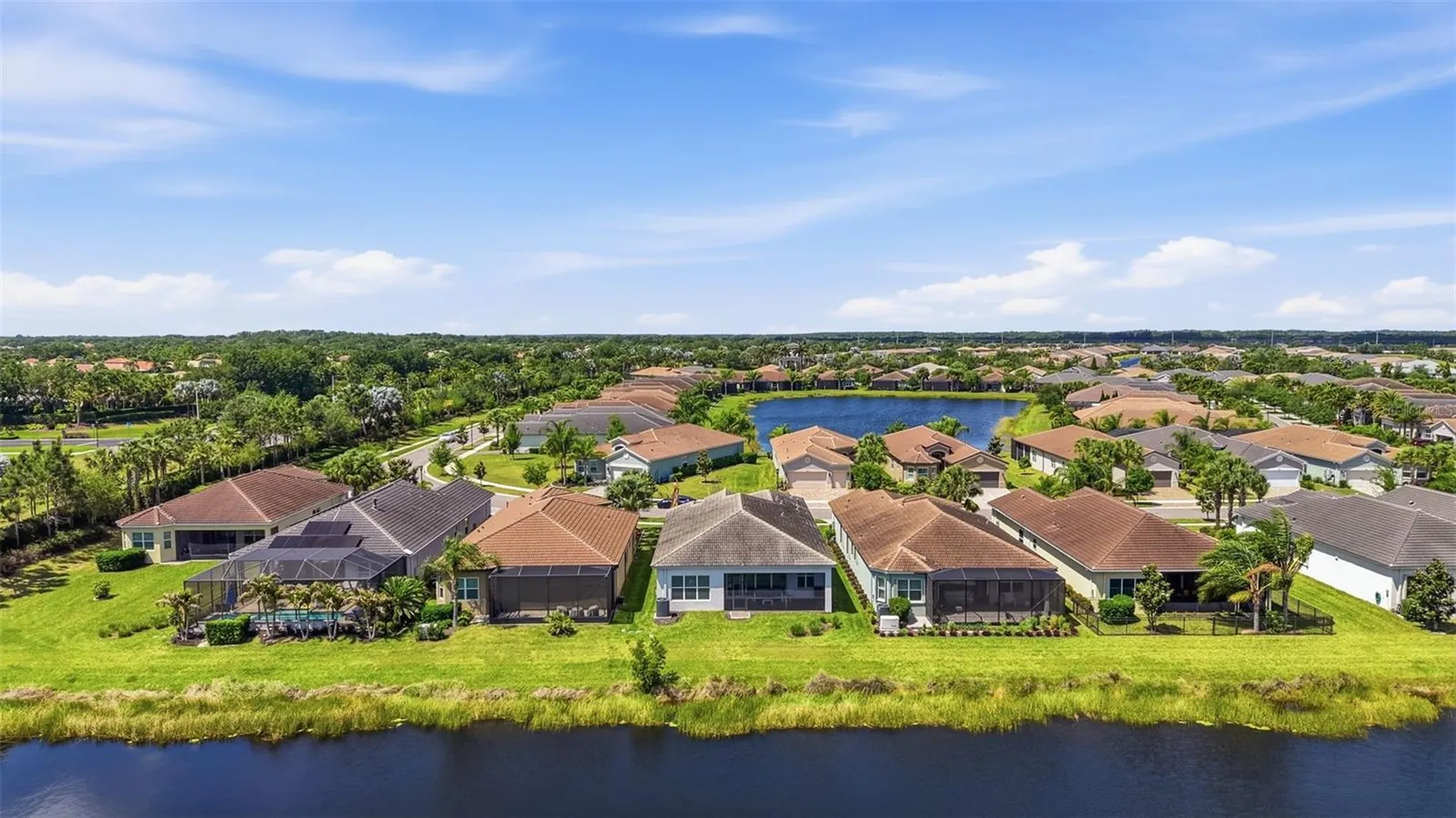 15528 Corona Del Mar Drive Wimauma FL 33598