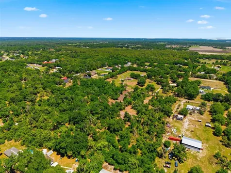 19084 Red Bird Lane Lithia FL 33547