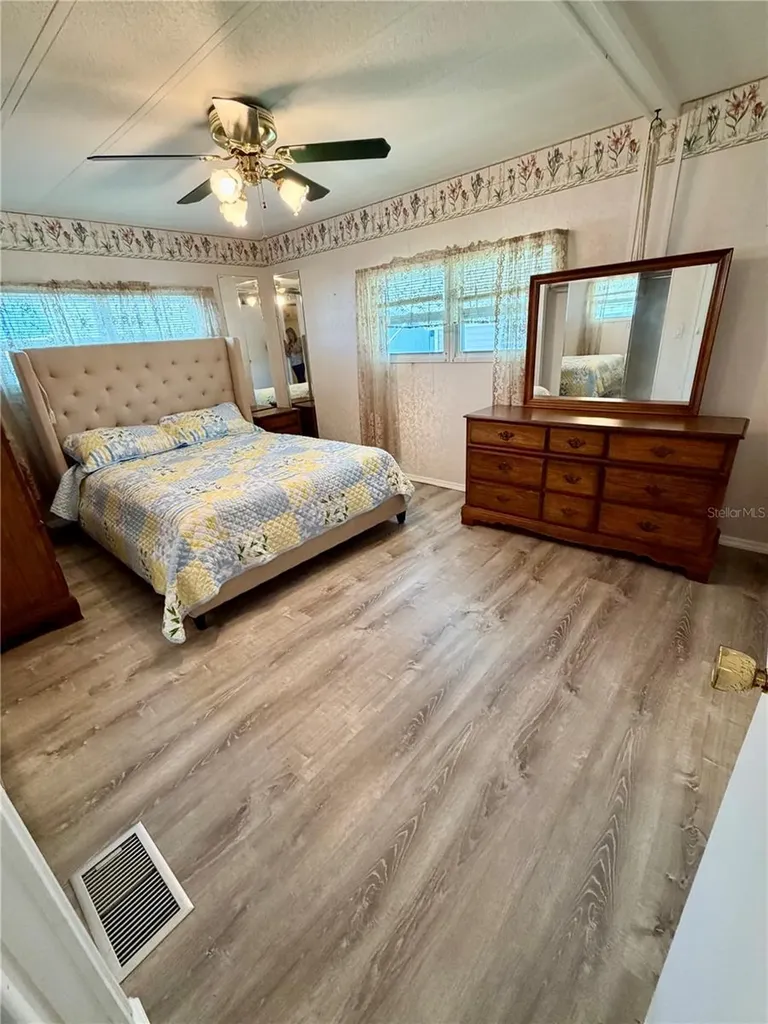 34540 Violet Drive N Pinellas Park FL 33781