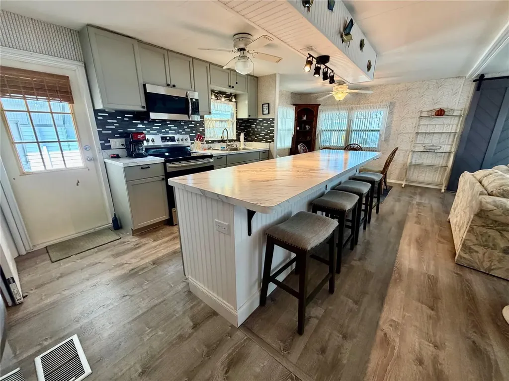 34540 Violet Drive N Pinellas Park FL 33781