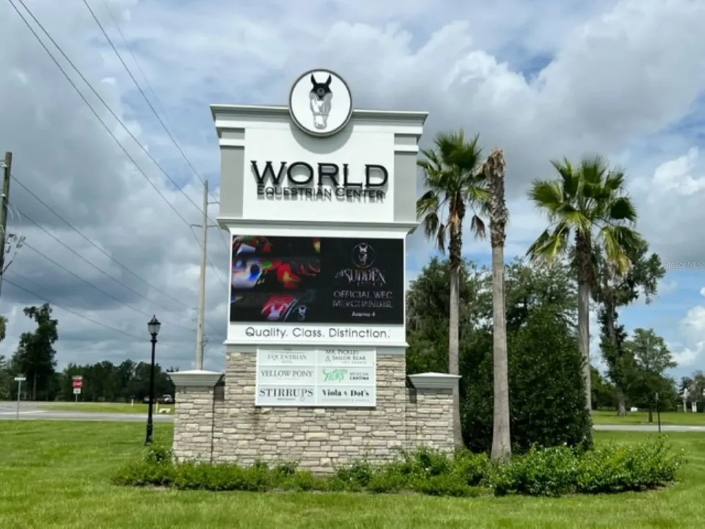 2186 NW 23rd Loop Ocala FL 34475