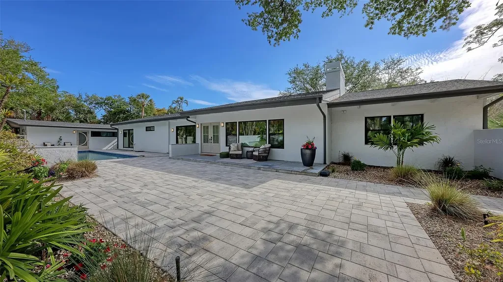 7345 Pine Needle Road Sarasota FL 34242
