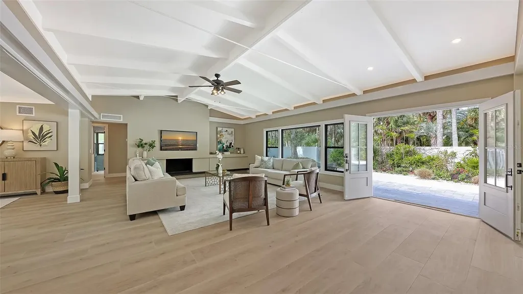7345 Pine Needle Road Sarasota FL 34242