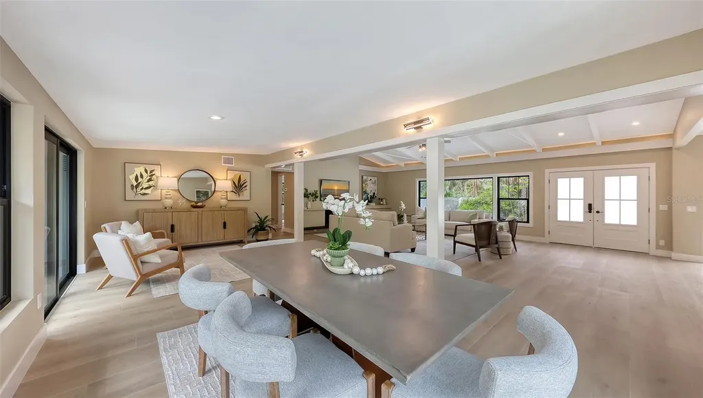 7345 Pine Needle Road Sarasota FL 34242