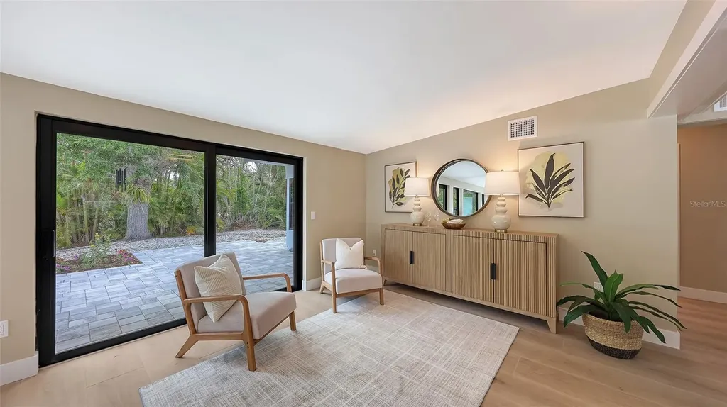 7345 Pine Needle Road Sarasota FL 34242