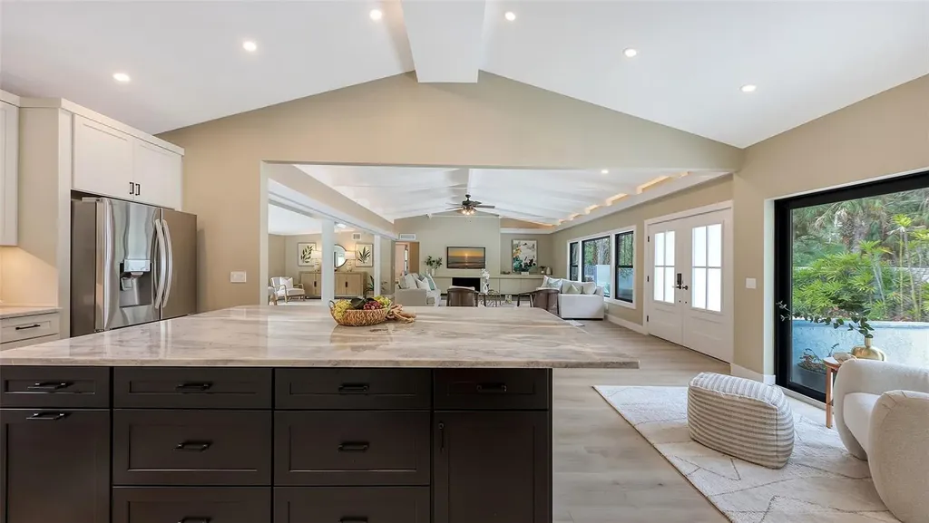 7345 Pine Needle Road Sarasota FL 34242