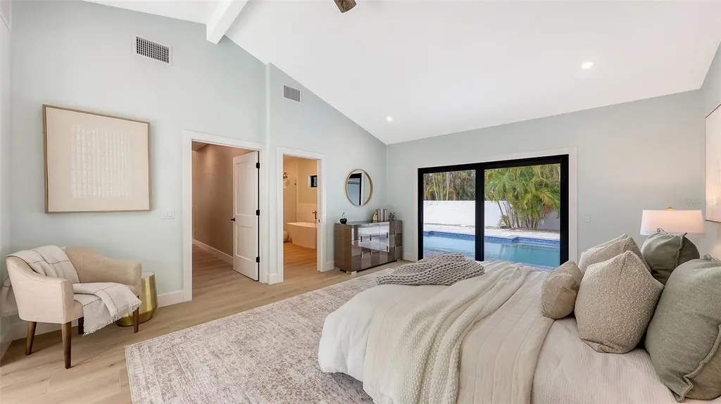 7345 Pine Needle Road Sarasota FL 34242