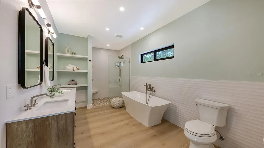 7345 Pine Needle Road Sarasota FL 34242