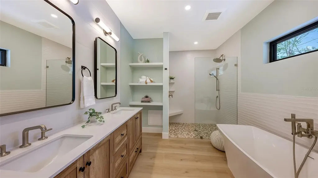 7345 Pine Needle Road Sarasota FL 34242