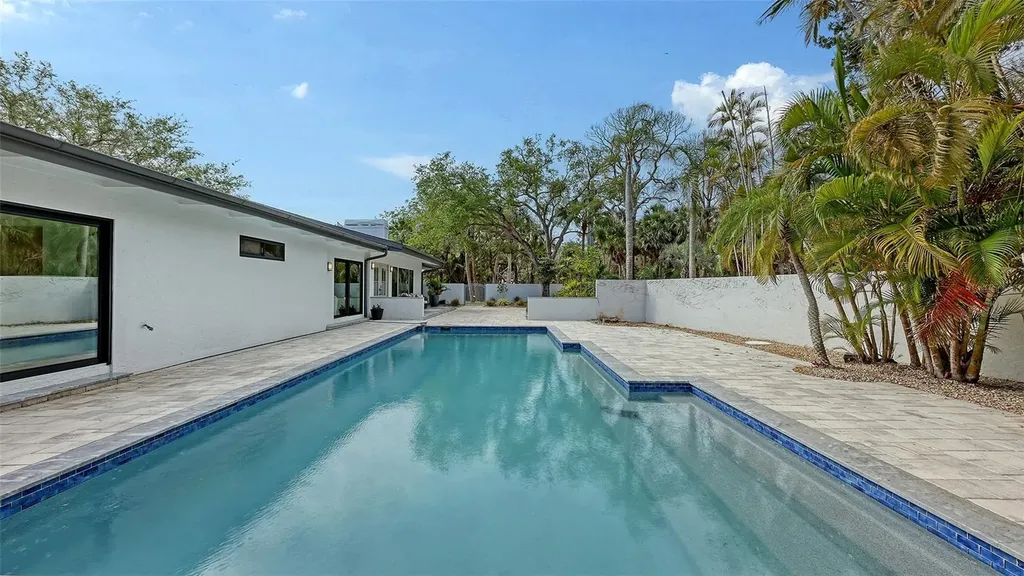 7345 Pine Needle Road Sarasota FL 34242
