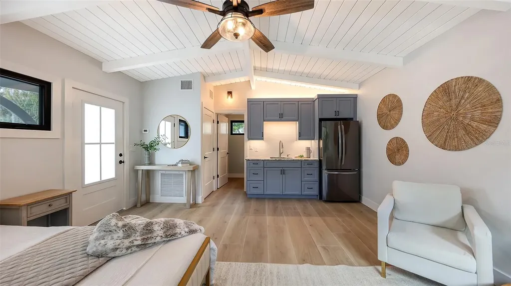 7345 Pine Needle Road Sarasota FL 34242