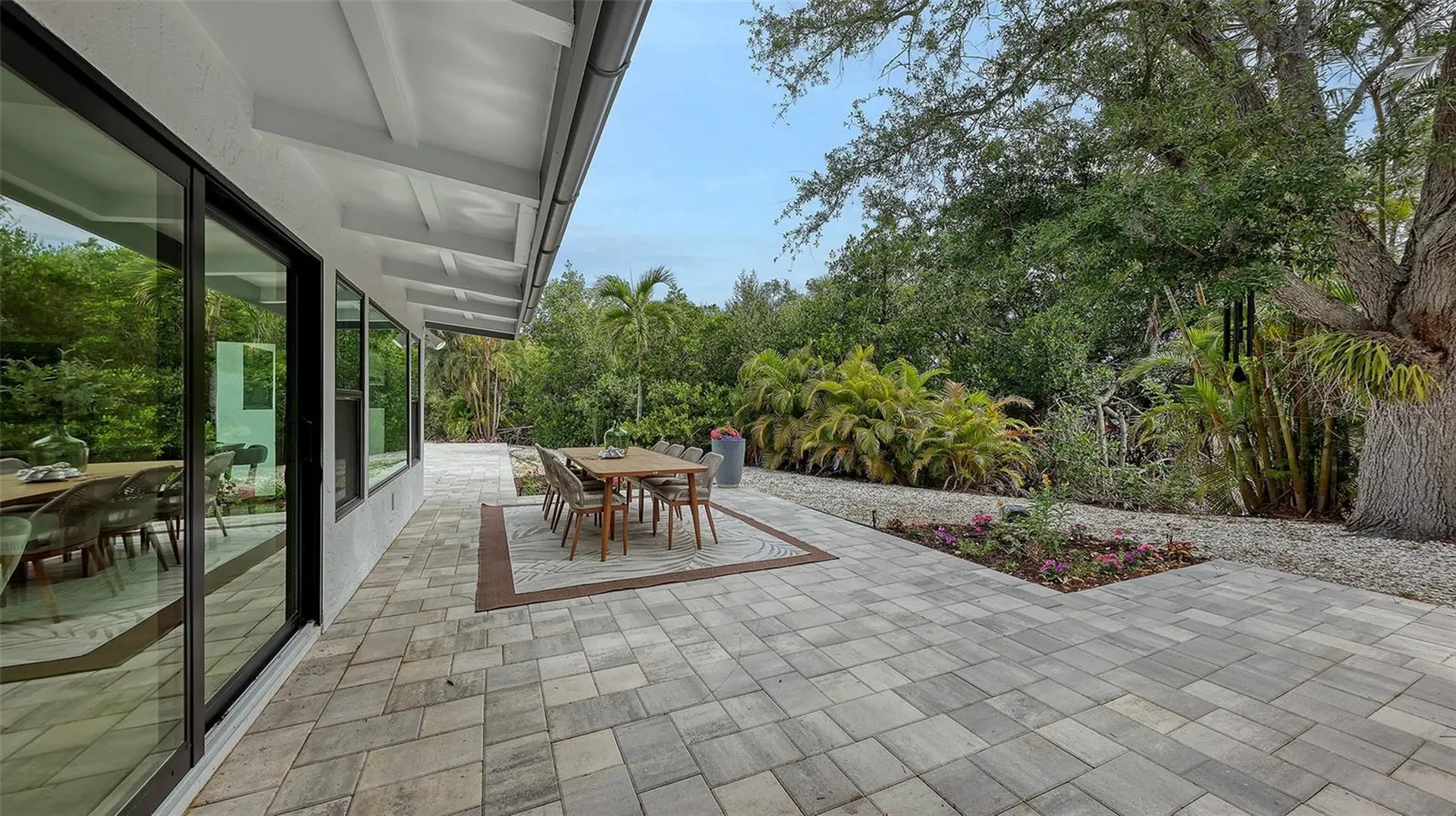 7345 Pine Needle Road Sarasota FL 34242