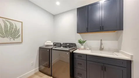 7345 Pine Needle Road Sarasota FL 34242
