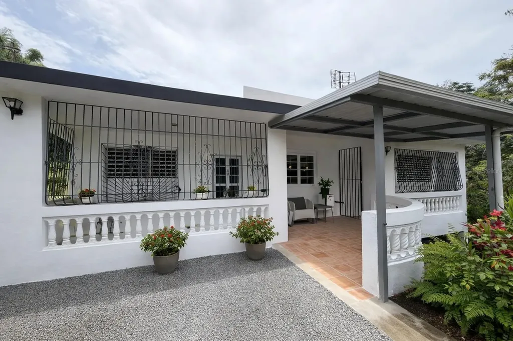 851 Quebrada Negrito Trujillo Alto PR 00976