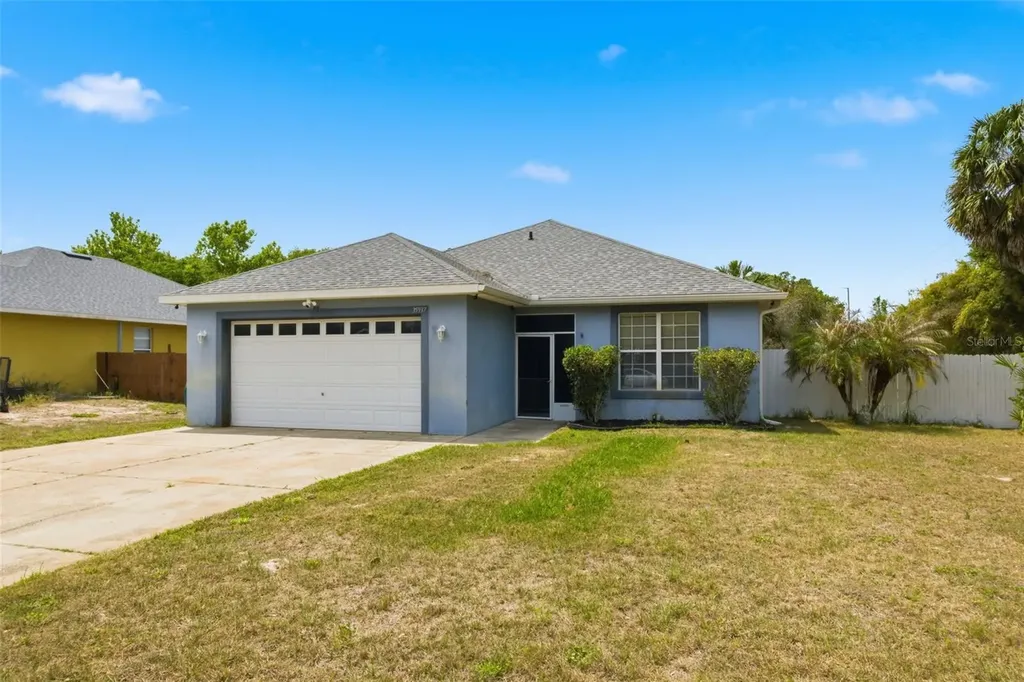 35937 Dawn Drive Leesburg FL 34788