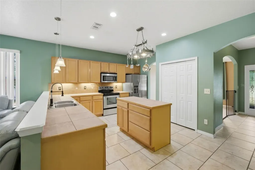35937 Dawn Drive Leesburg FL 34788