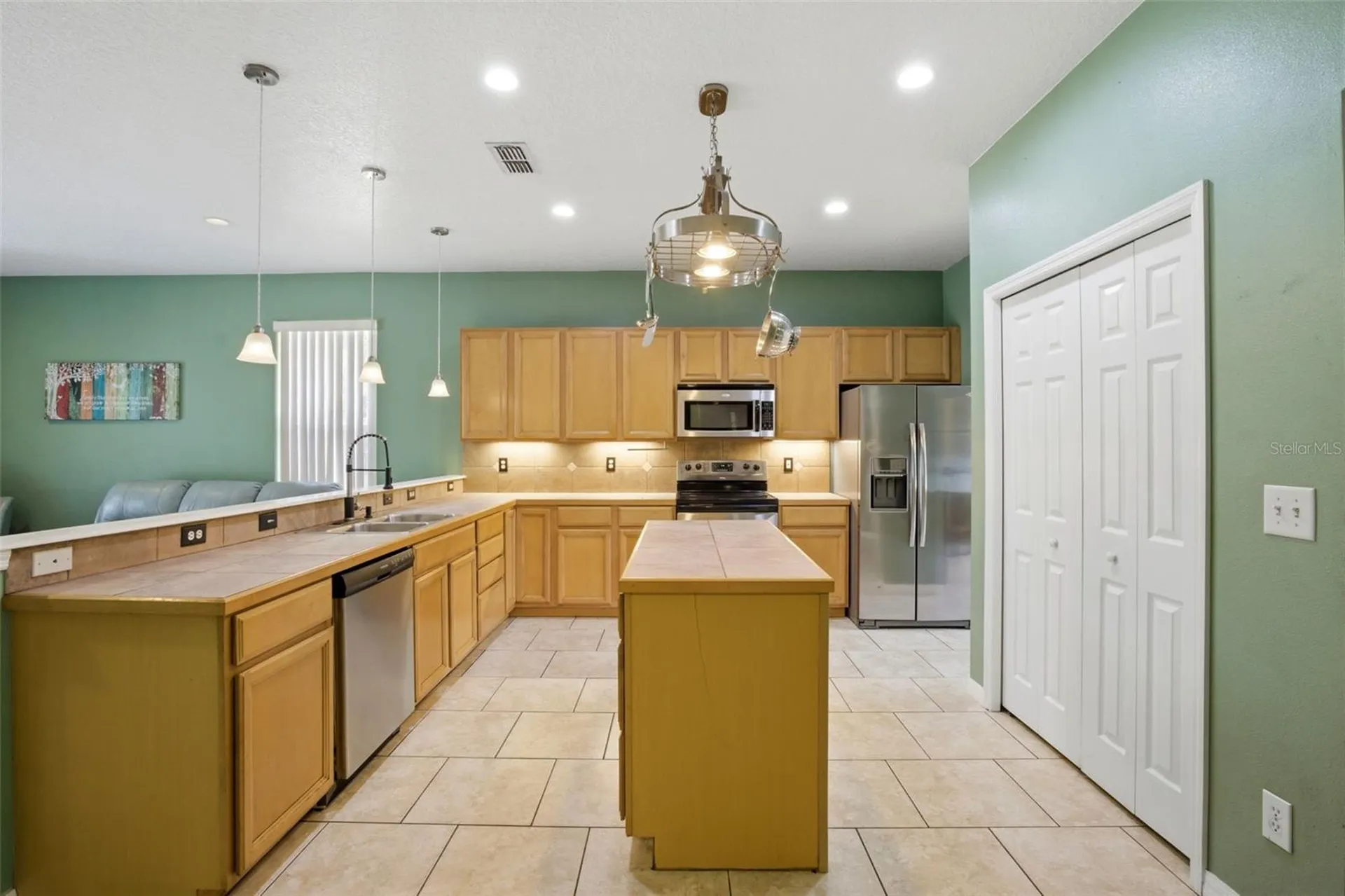 35937 Dawn Drive Leesburg FL 34788