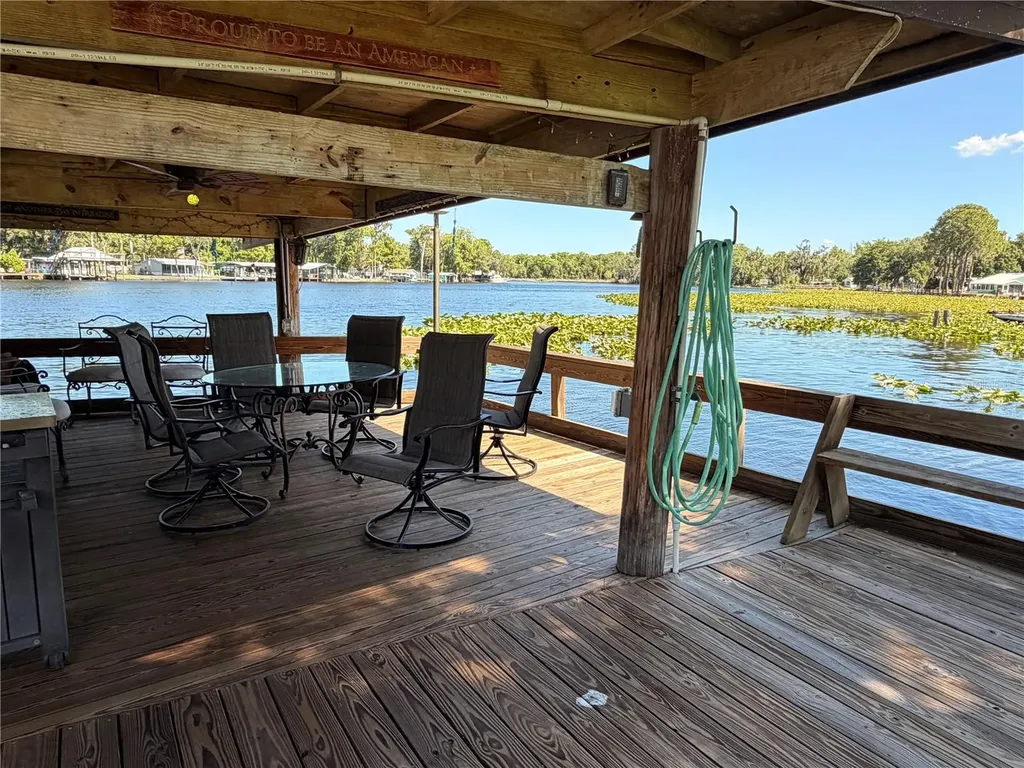 1640 Juno Trail Astor FL 32102