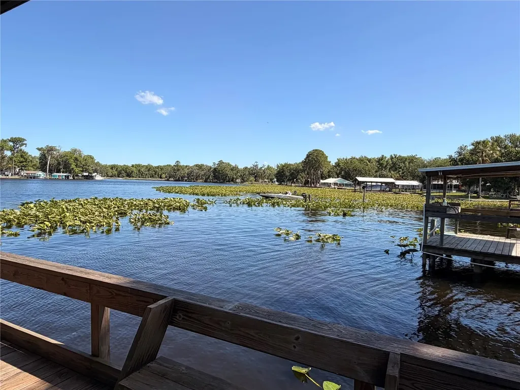 1640 Juno Trail Astor FL 32102