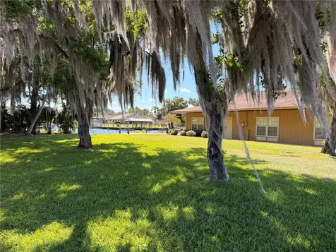 1640 Juno Trail Astor FL 32102