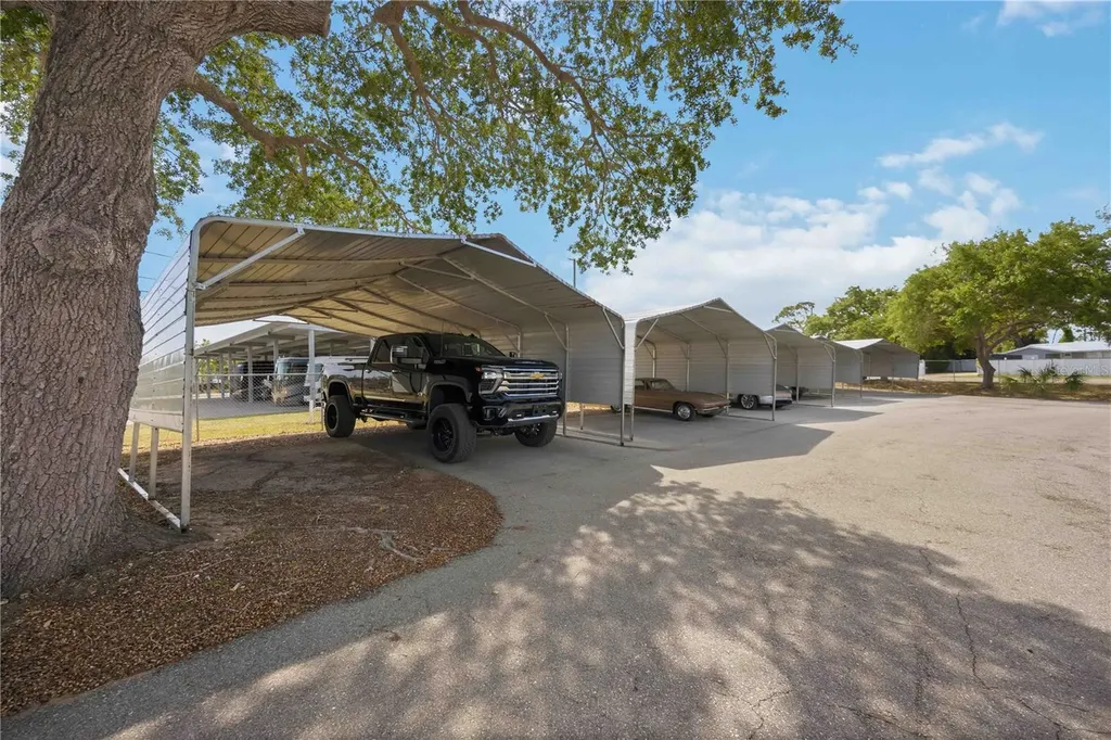 180 Artists Avenue Englewood FL 34223