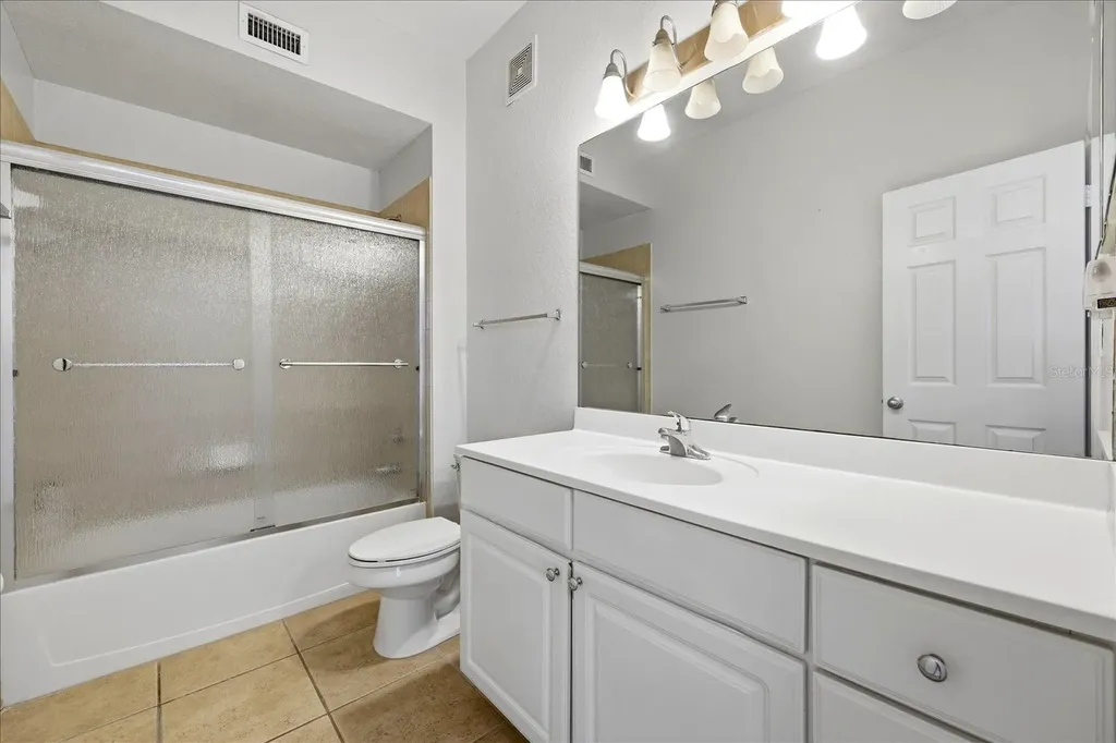 5202 Hampton Beach Place Tampa FL 33609