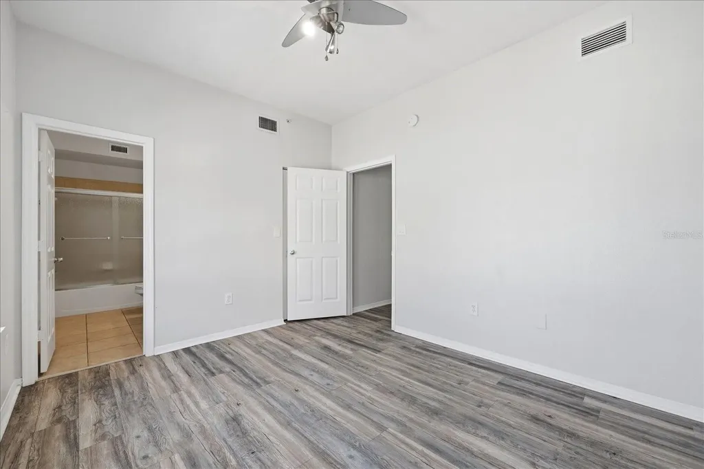 5202 Hampton Beach Place Tampa FL 33609