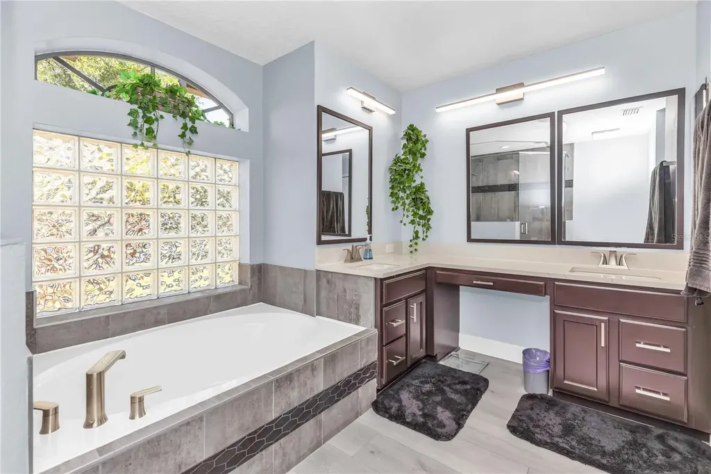 1930 Golf Oak Drive Orange City FL 32763