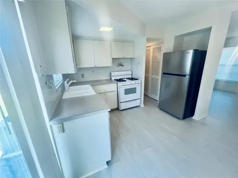 7847 39th Terrace N St Petersburg FL 33709