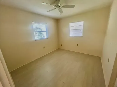 7847 39th Terrace N St Petersburg FL 33709