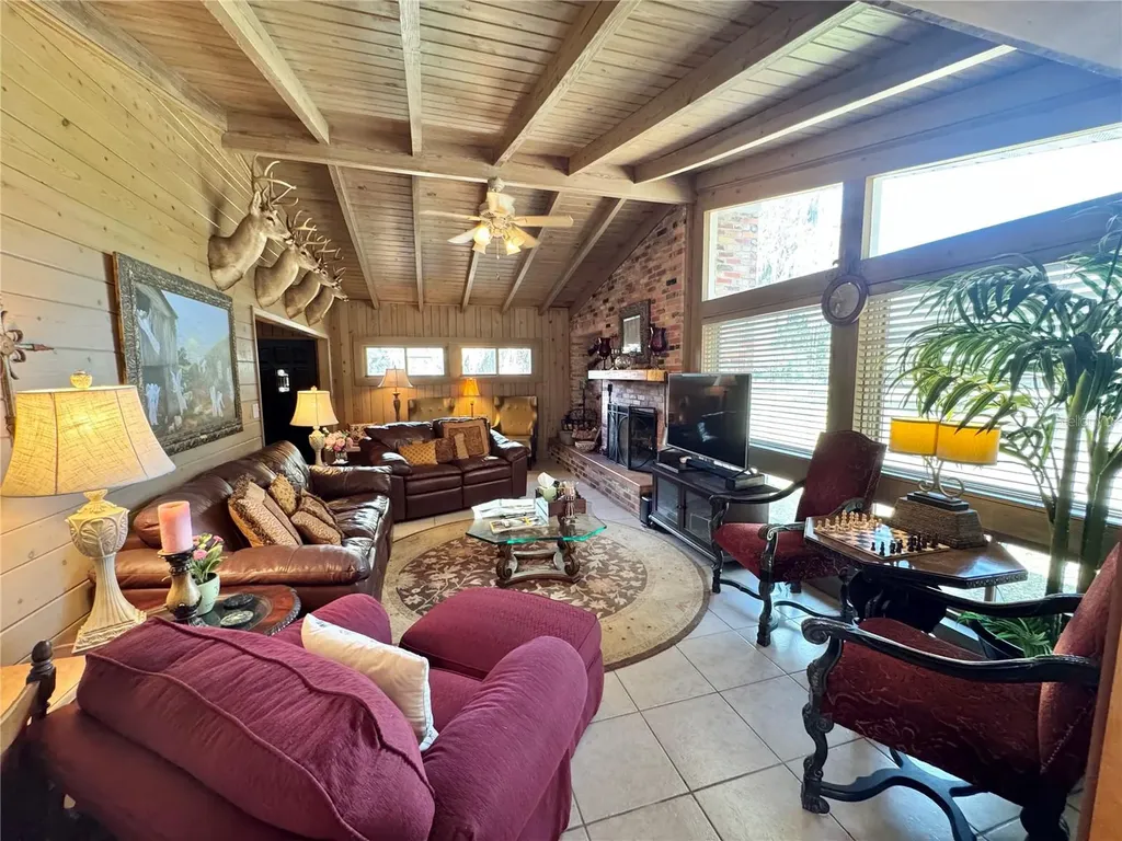 11816 SE County Road 234 Micanopy FL 32667