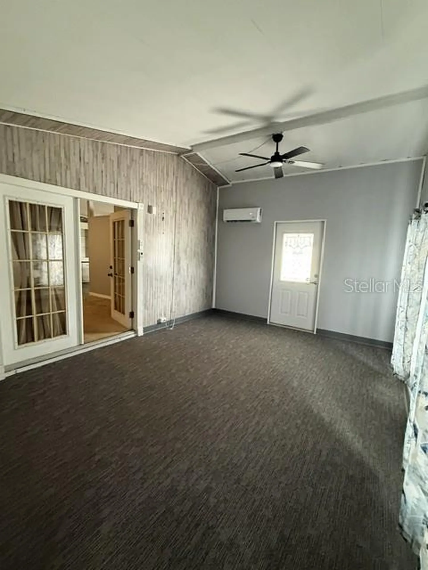 1001 Starkey Rd. Lot 731 Curacao Largo FL 33771