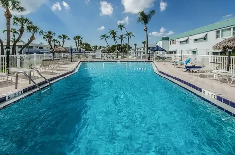 5257 81st Lane N St Petersburg FL 33709