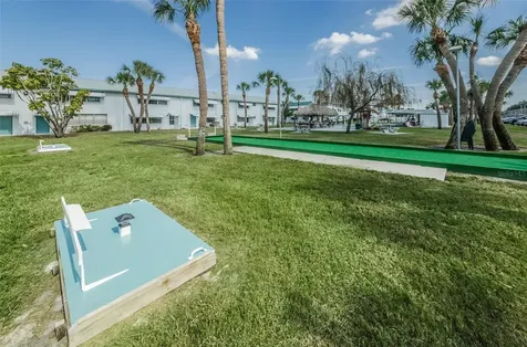 5257 81st Lane N St Petersburg FL 33709