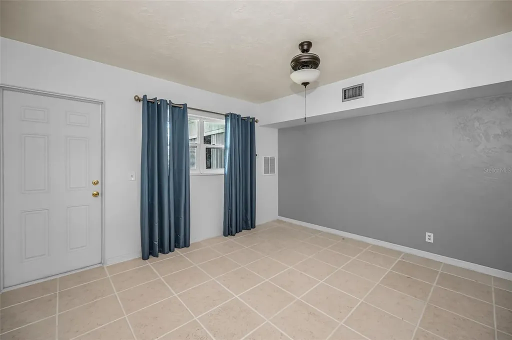 4051 58th Street N Kenneth City FL 33709