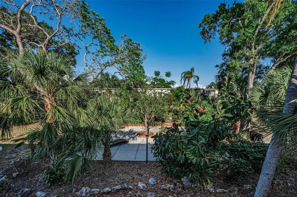 4051 58th Street N Kenneth City FL 33709