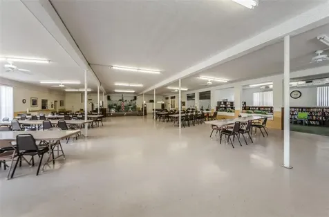 4051 58th Street N Kenneth City FL 33709
