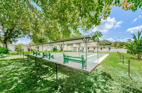 4051 58th Street N Kenneth City FL 33709