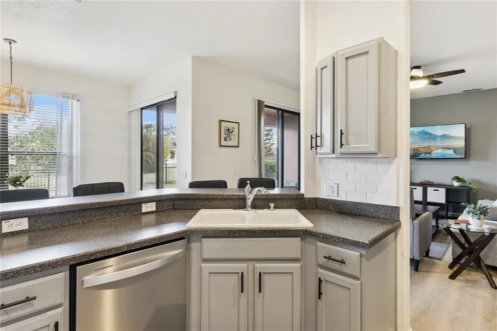 152 Glendale Court Kissimmee FL 34759