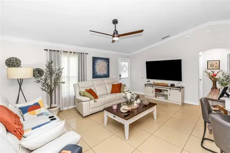 1418 Vale Circle Deltona FL 32738