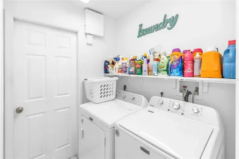 1418 Vale Circle Deltona FL 32738