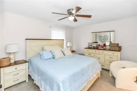 1418 Vale Circle Deltona FL 32738