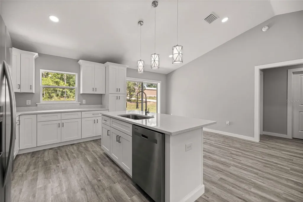 4020 SW 156th Ocala FL 34481