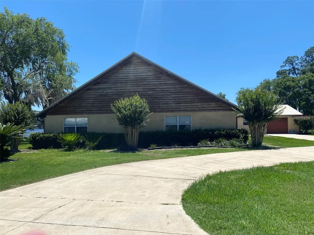 229 Lake Ida Point Drive Interlachen FL 32148