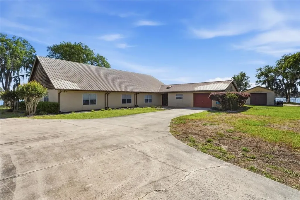 229 Lake Ida Point Drive Interlachen FL 32148