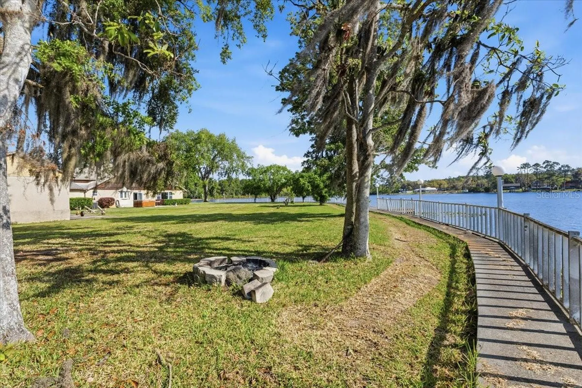 229 Lake Ida Point Drive Interlachen FL 32148