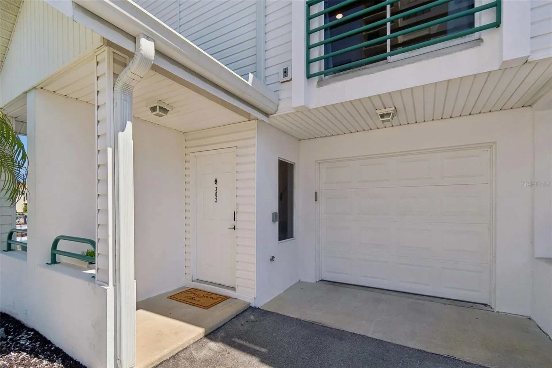 320 Island Way Clearwater FL 33767