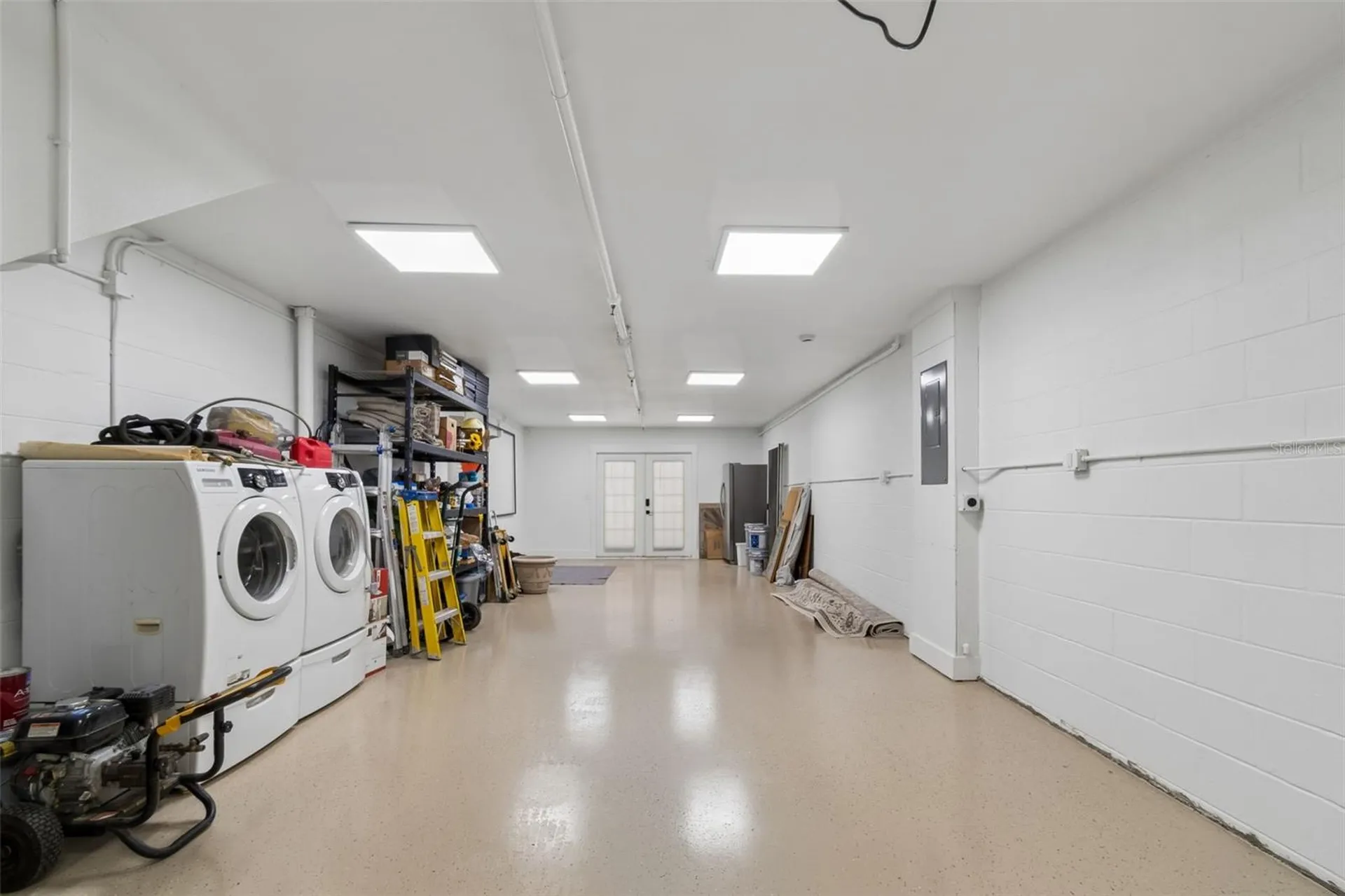 320 Island Way Clearwater FL 33767