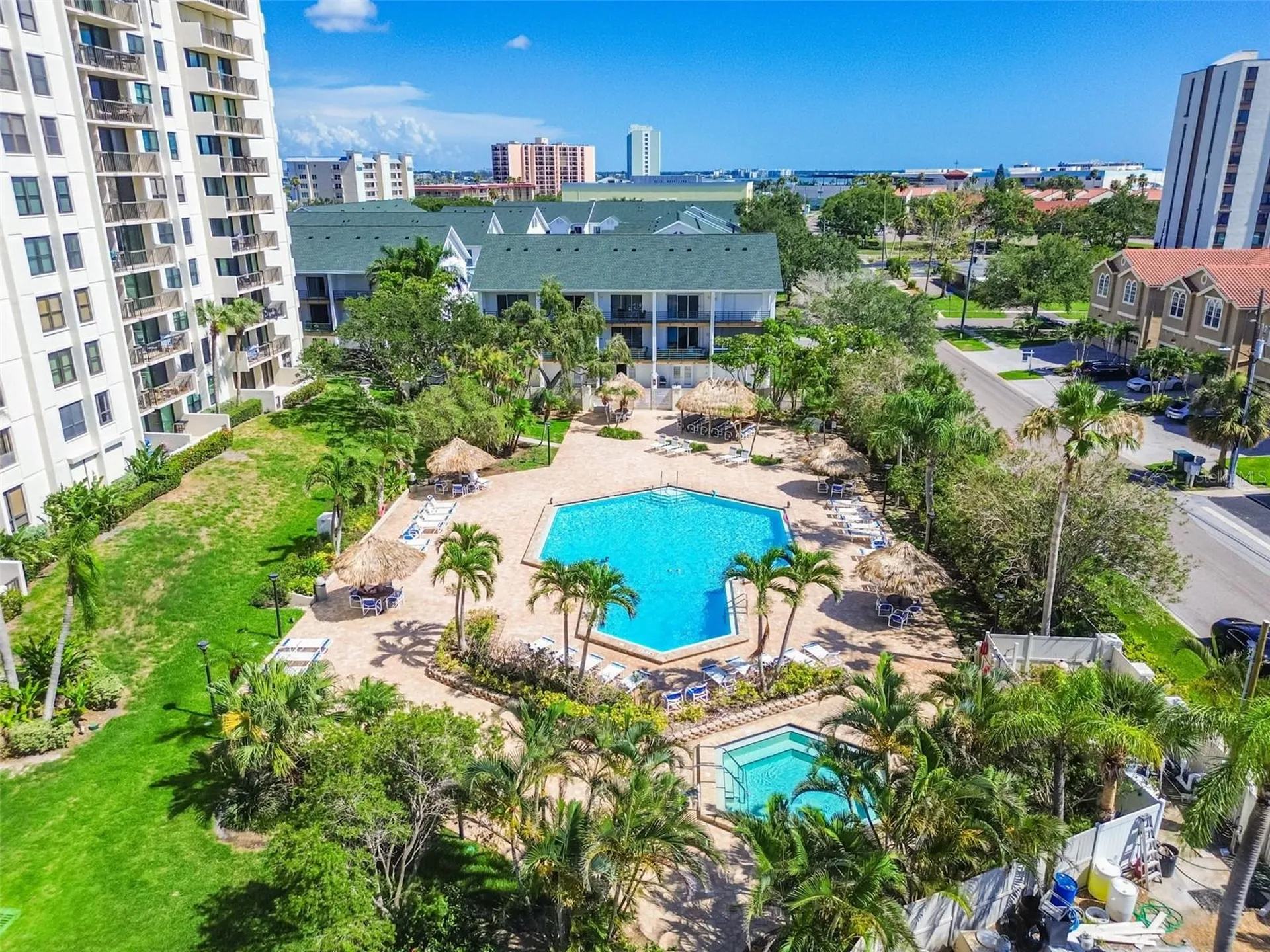 320 Island Way Clearwater FL 33767